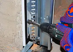 United Garage Door Service Las Vegas, NV 702-357-5031 - installation-side